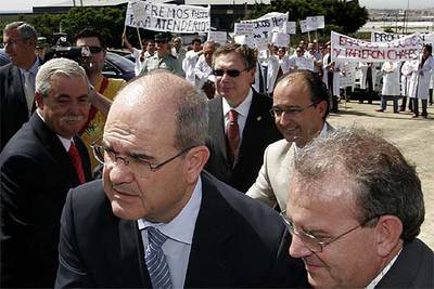 Protesta de médicos del hospital de El Ejido