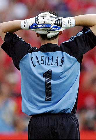 Reacción de Iker Casillas al finalizar el partido contra Corea del Sur en el Mundial de 2002.