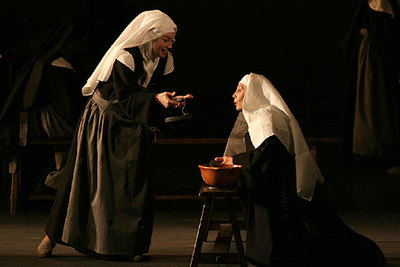 Una escena de  Diálogos de carmelitas. 