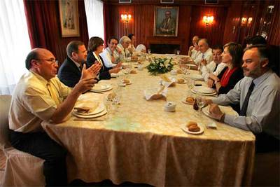 EL CONSELL SE RELAJA