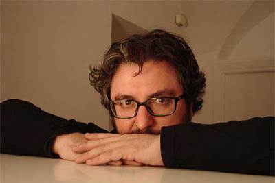 Julián Rodríguez es autor de la novela 'Lo improbable' (Debate).