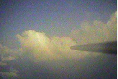 Imagen de las nubes tomada por uno de los aviones-robot durante los vuelos experimentales en Maldivas.