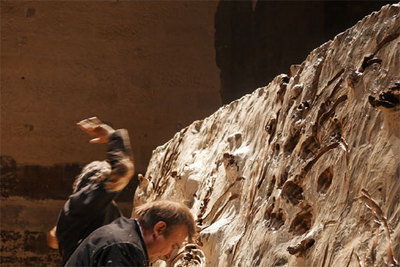 Miquel Barceló, en un ensayo de  Paso doble . En segundo plano, Josef Nadj.