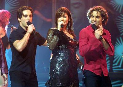 De izquierda a derecha, David Bustamante, Rosa López y David Bisbal, finalistas de la primera edición de  OT. 