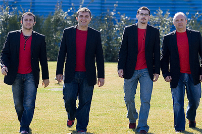 De izquierda a derecha, Miguel Rabaneda, Tono Hernández, Pere Aznar y Xavier Deltell, los reporteros de  Unidad de Visionado Especial (UVE). 