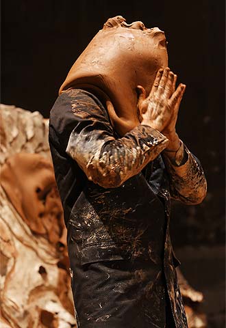 Un momento del ensayo de  Paso doble .