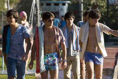 De izquierda a derecha, Mario Casas, Félix Gómez, Alberto Amarilla y Raúl Arévalo.