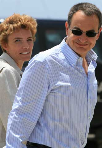 El presidente Zapatero y su esposa, Sonsoles Espinosa, descansarán en Lanzarote hasta el 22 de agosto.