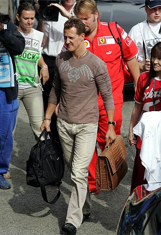 Schumacher, ayer a su llegada al circuito de Hungaroring.