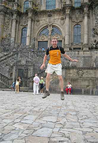 A pie 300 kilómetros y... ¡al fin el Obradoiro!