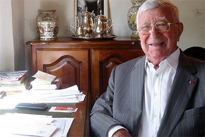 Maurice Kriegel-Valrimont.