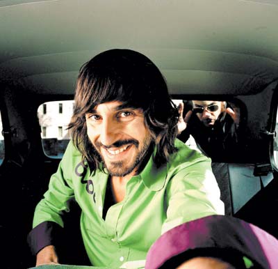 Santi Millán, granuja de cine y televisión, se pide un recopilatorio de Coldplay para el verano.