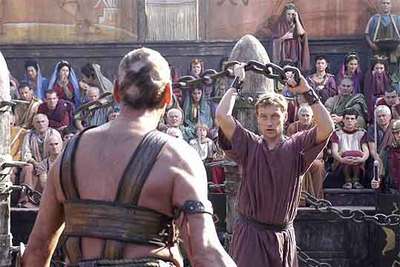 Una escena de la primera temporada de la serie  Roma. 