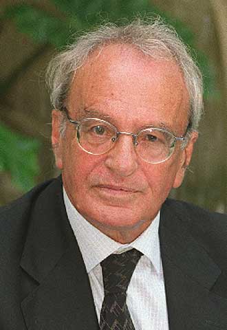 Carlos Luis Álvarez,  Cándido. 