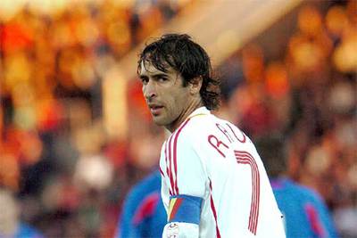 Raúl, durante el partido de ayer.