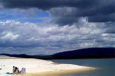Tranquilidad absoluta en el pantano