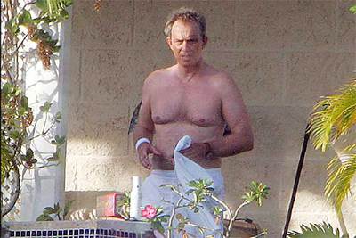 Tony Blair apura sus vacaciones en el Caribe