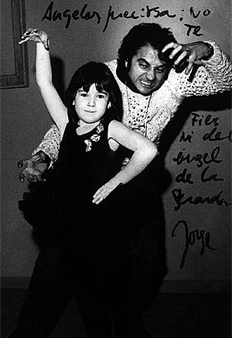 Ángeles González-Sinde, con Jorge, su ogro amigo.