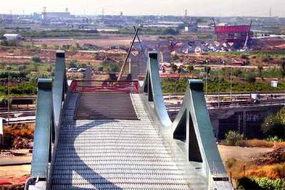 Puente ferroviario sobre el Llobregat