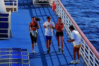 El buque  Monterrey  saldrá el próxmo lunes de Barcelona.