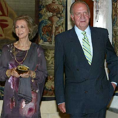 FUEGO EN LA REAL ACADEMIA DE LONDRES