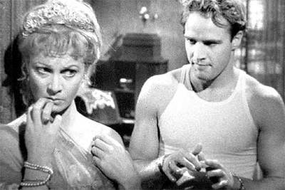 Vivien Leigh y Marlon Brando, en  Un tranvía llamado deseo. 
