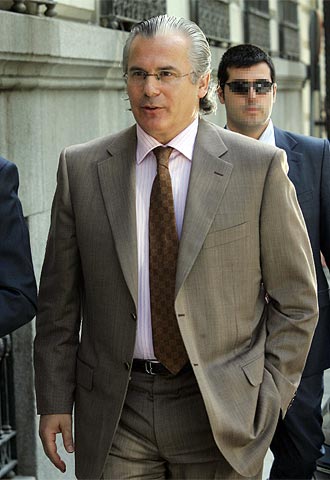 El juez Baltasar Garzón, a la salida de la Audiencia Nacional.