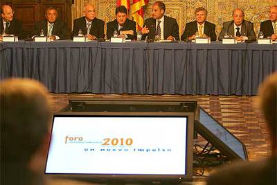 CAMPS ARRANCA LOS FOROS 2010