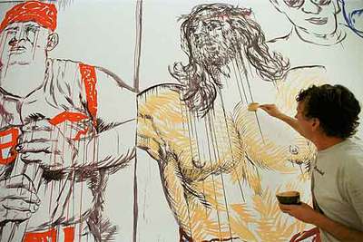 Raymond Pettibon, pintando uno de sus murales.