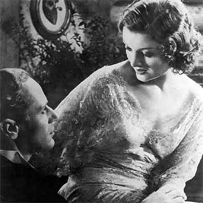 Wendy Hiller y Leslie Howard, en un fotograma de 'Pigmalión', de A. Asquith.