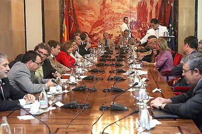 Primera reunión de la ponencia mixta sobre el Estatuto andaluz celebrada el pasado miércoles.