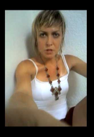 Fotograma de  God in my pocket , de Arnault Labaronne.