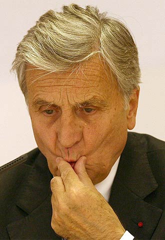 Jean-Claude Trichet, durante la conferencia de prensa en París.