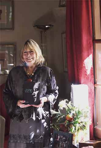 "Él únicamente fue libre a mi lado, cuando dejamos Liverpool. Luego cayó en manos de una manipuladora, Yoko Ono".