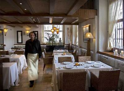 Comedor del restaurante Sal de Mar, del chef Vicente Patiño, en la localidad alicantina de Denia