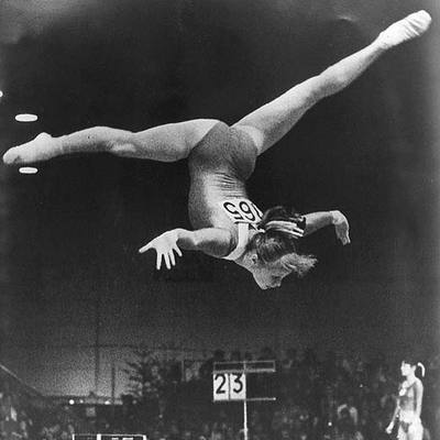 Elena Mujina en una de sus actuaciones en el ejercio de suelo.