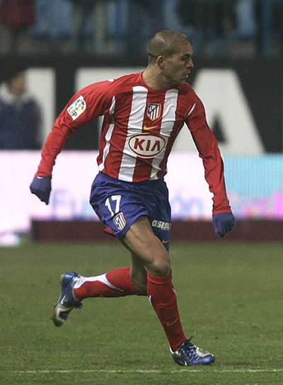 Adrián Hernández,  Pollo. 