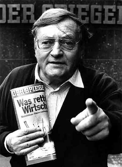 Rudolf Augstein, fundador y editor de  Der Spiegel,  en 1993.