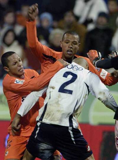 Pelea a puñetazos del sábado entre Diogo y Luis Fabiano.