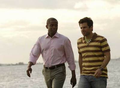 Gus (Dule Hill, a la izquierda) y Shawn (James Roday), en una escena de  Psych. 