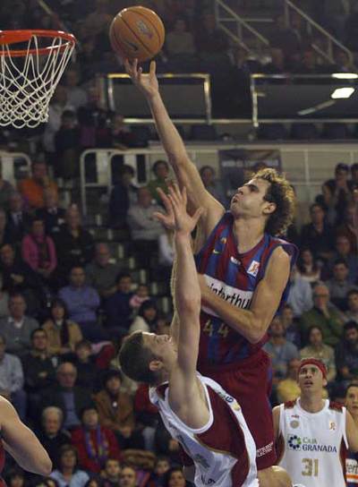 Grimau lanza ante Borchardt.