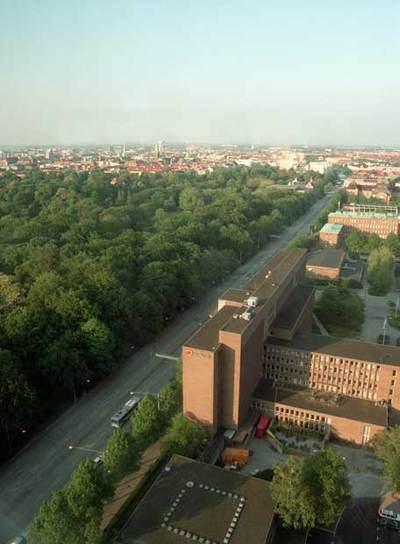 Los árboles cubren una extensa zona de parques en Malmoe.