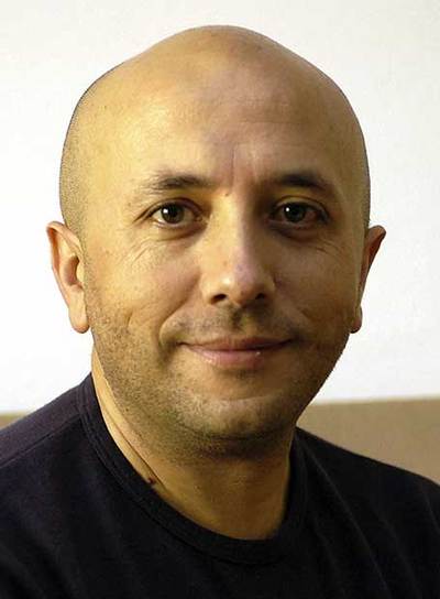 "Paso más horas con el PC que en la cama"