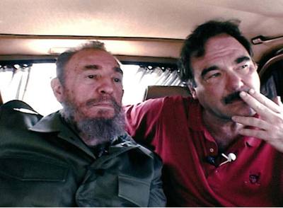 Fidel Castro y  Oliver Stone, en un fotograma de  Comandante. 
