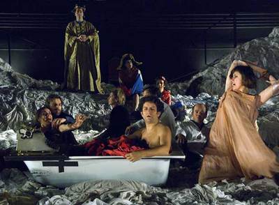 Los actores de Animalario, en 'Marat-Sade'.