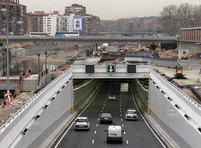 Tramo del túnel inaugurado ayer, entre el Nudo Sur y el estadio Vicente Calderón.