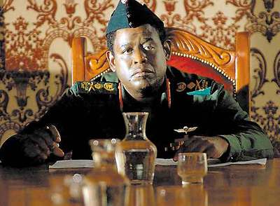 Forest Whitaker, en un fotograma de  El último rey de Escocia. 