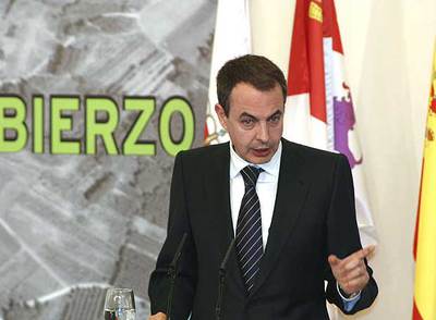 José Luis Rodríguez Zapatero, durante su intervención ayer en Ponferrada (León).