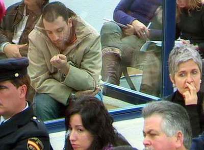 José Emilio Suárez Trashorras, durante el juicio por la Operación Pipol, en octubre de 2006.rnInforme sobre la confesión de Trashorras.