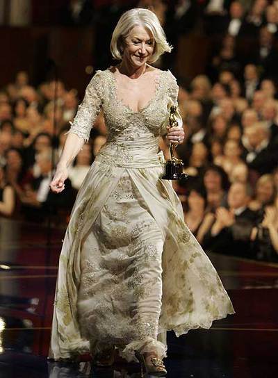 Hellen Mirren, mejor actriz por  The Queen. 